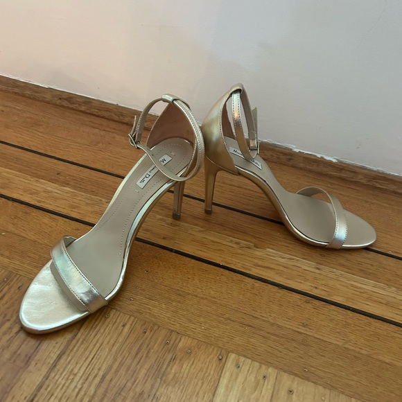 Massimo Dutti gold strappy strap heel sandals - Picture 6 of 8